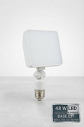 Lámpara Led cuadrado dirigible 48W